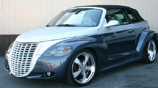 クライスラー Ptクルーザー カブリオ 後席とトランクが広い アメリカンオープン4シーター Gullivlogの日